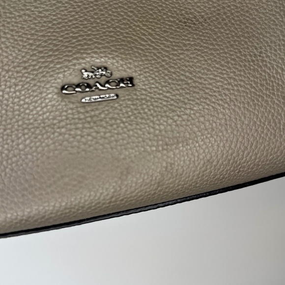 Coach, Turnlock Chain Tote/ Shoulder Bag - Picture 14 of 15